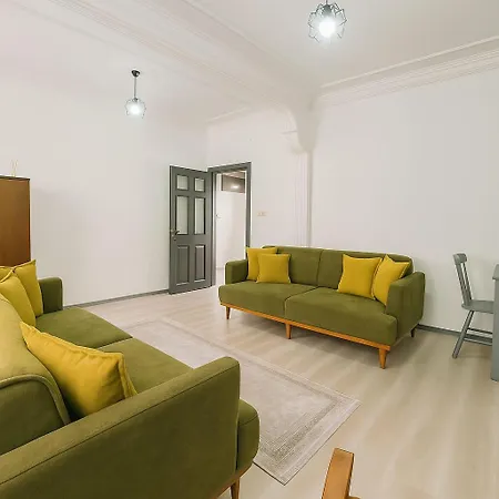 Taksim Family House