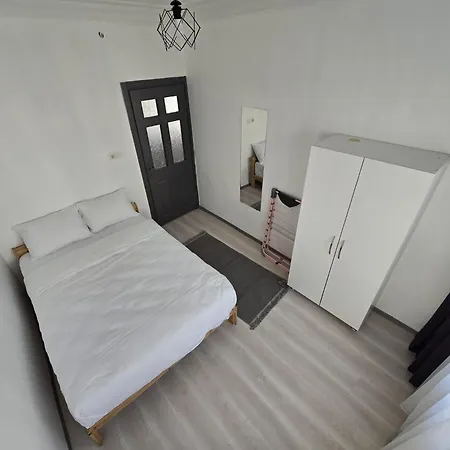 Apartment Taksim Family House