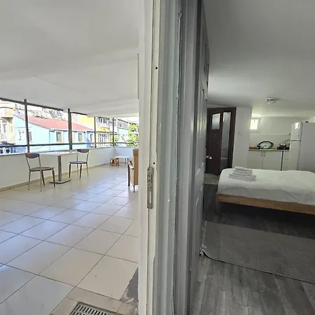 Taksim Family House Apartment